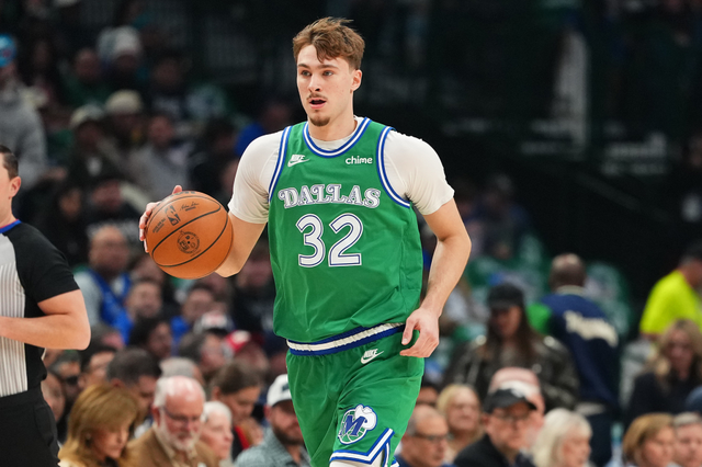 火狐电竞官方网站-独行侠vs马刺前瞻:弗拉格再战文班亚马,马刺背靠背作战遇考验